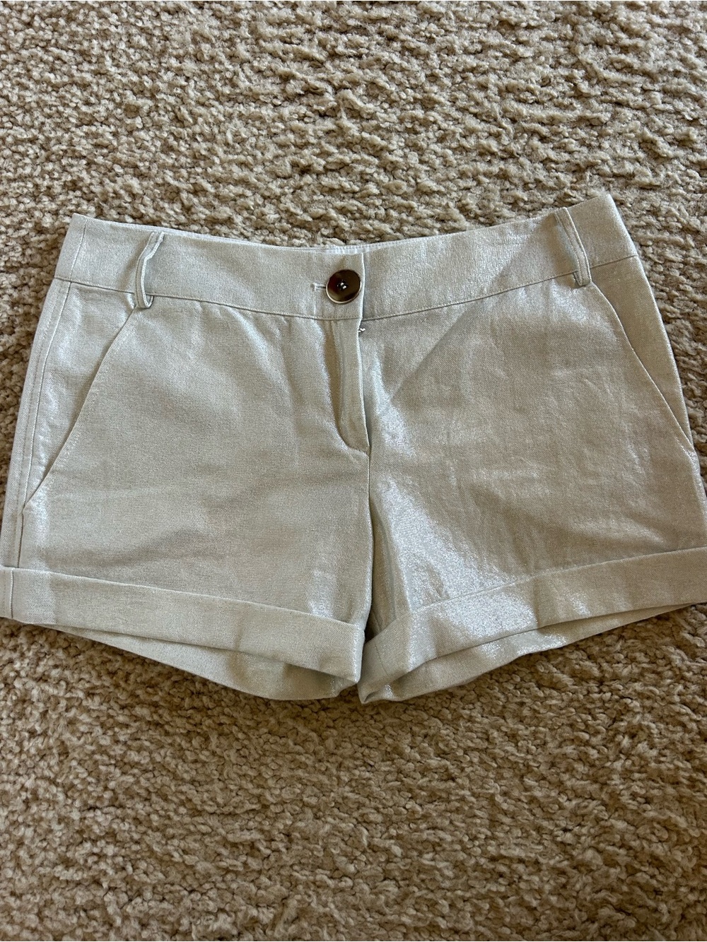 Samantha Tracey Women's Shimmery Cream Linen-Blend Cuffed Shorts